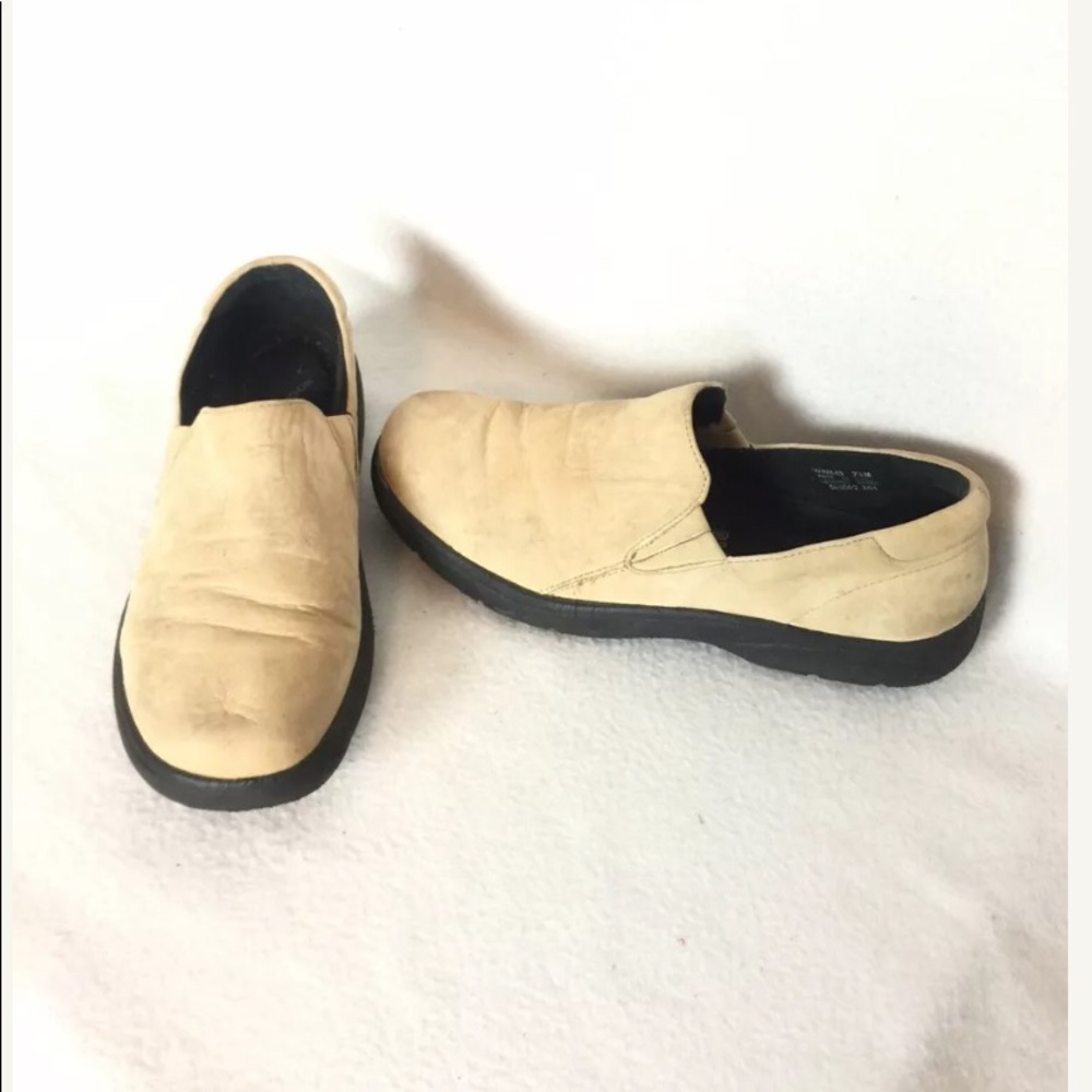 Rockport Leather Loafers Beige Slip On Women 7.5